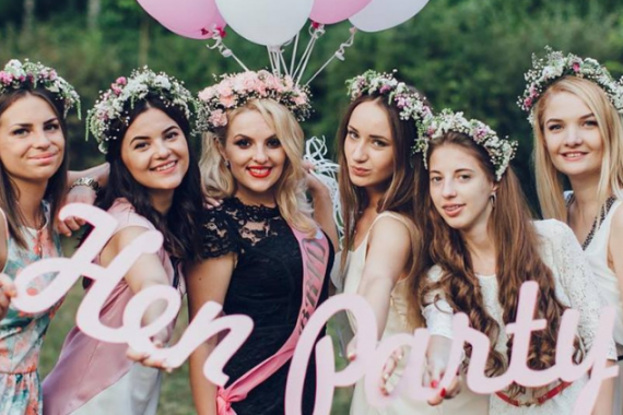 5 Reasons for a Cork Hen Party 3